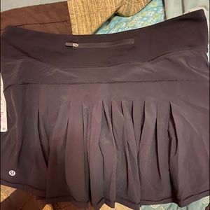 Lululemon circuit breaker II skirt black 10 NWT